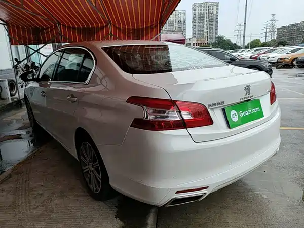 Peugeot 408 2014