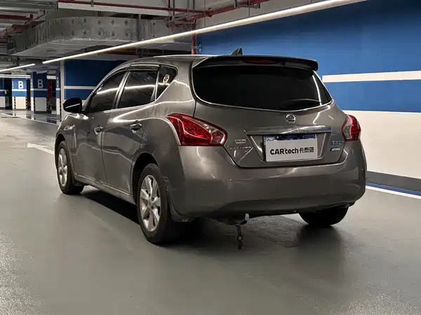 Nissan Tiida 2014