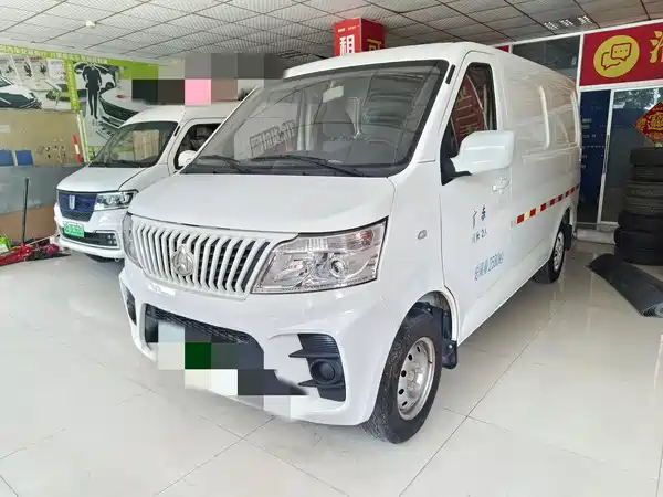 Changan Ruixing EM60 2021