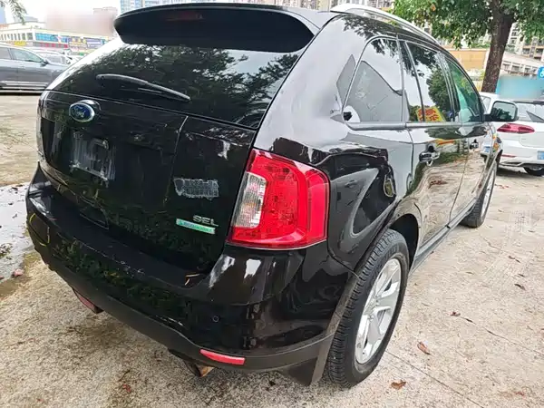 Ford Edge 2015