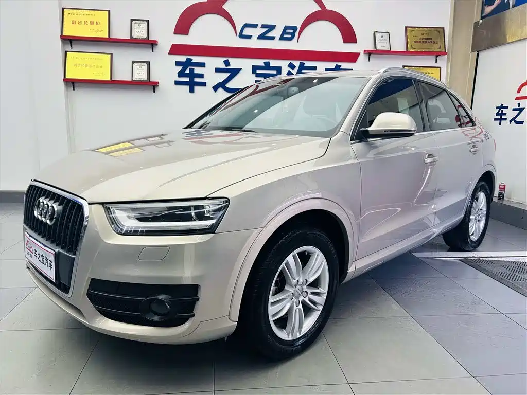 Audi Q3 2015 — фото 1