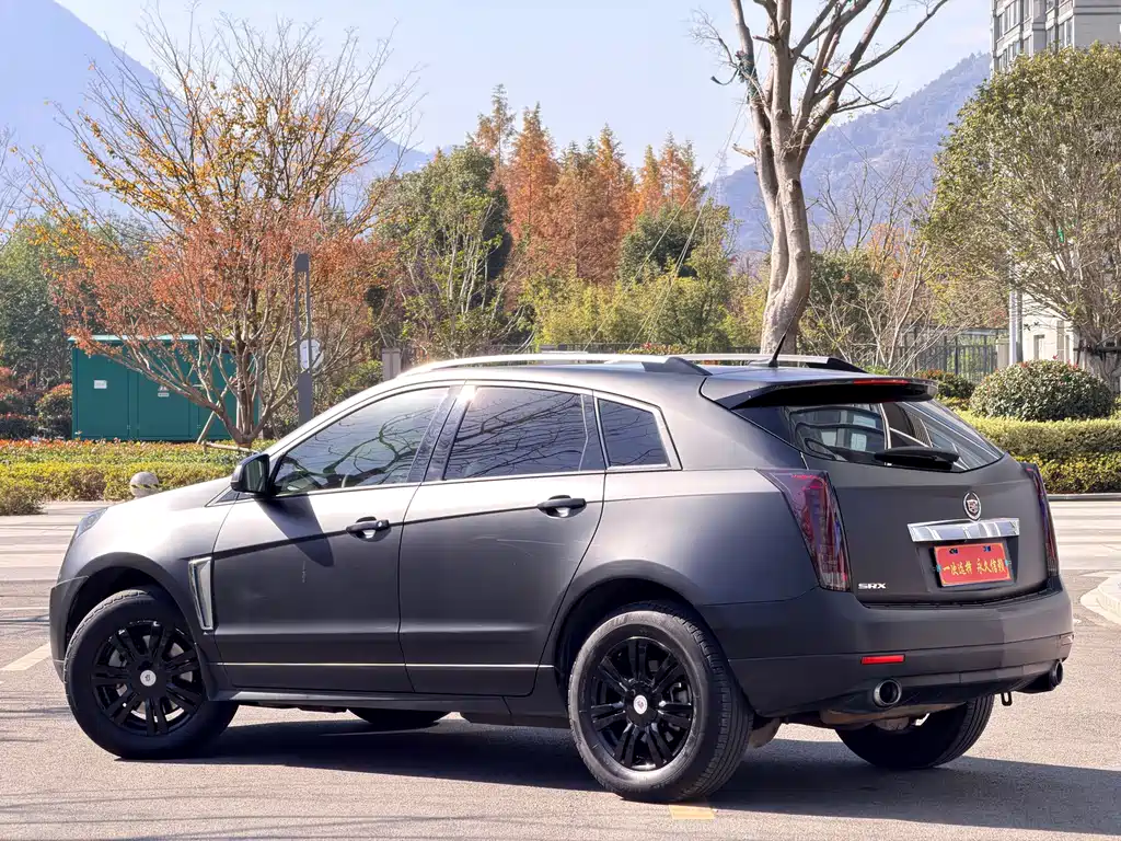 Cadillac SRX 2016 — фото 19