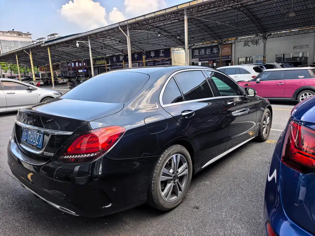 Mercedes-Benz C-Class 2021
