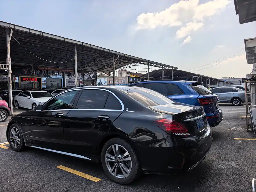 Mercedes-Benz C-Class 2021