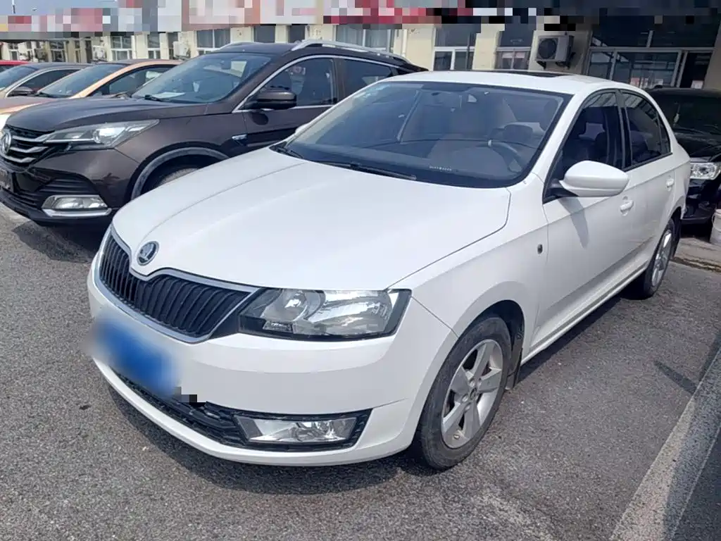 Skoda Rapid 2017 — фото 2