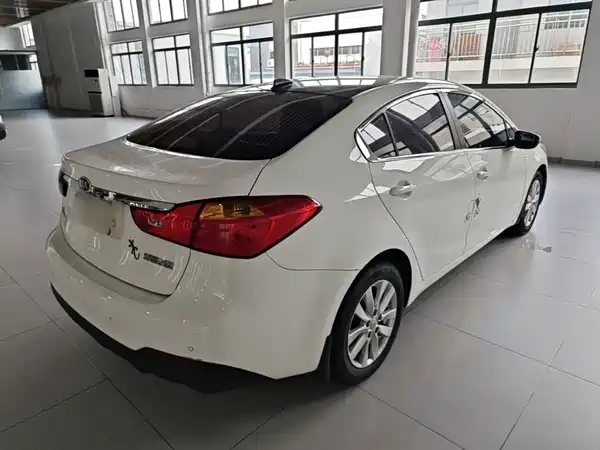 Kia K3 2016