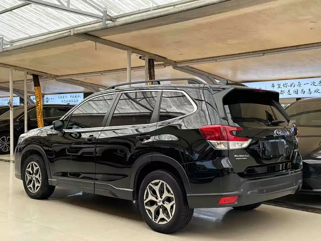 Subaru Forester 2019 — фото 10