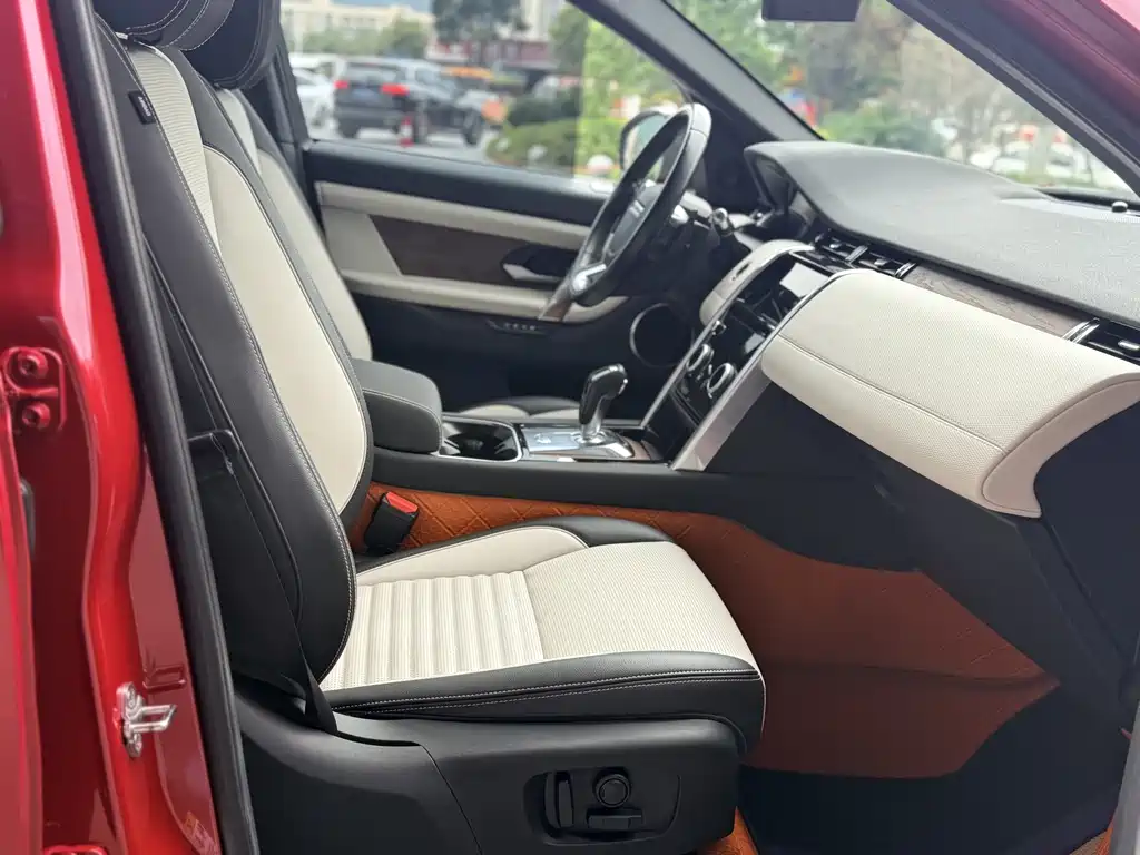 Land Rover Discovery Sport 2020 — фото 16