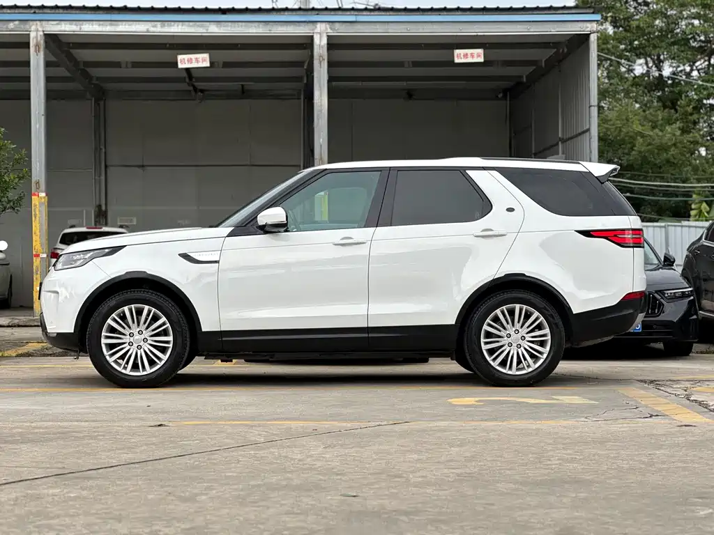 Land Rover Discovery 2017 — фото 4