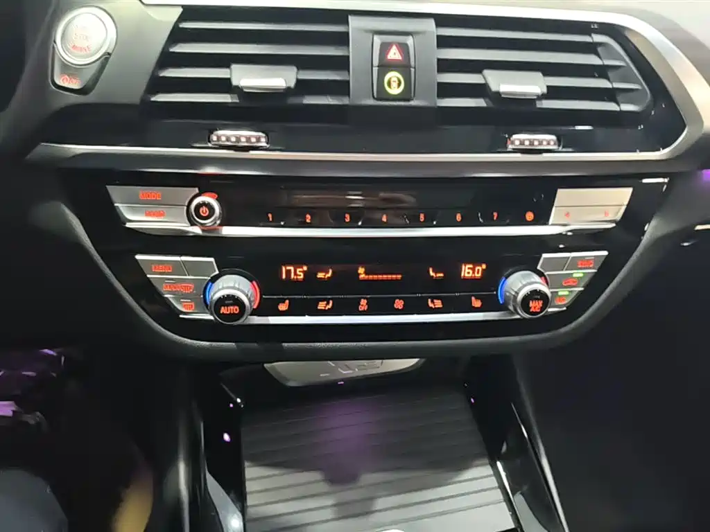 BMW X3 2021 — фото 13