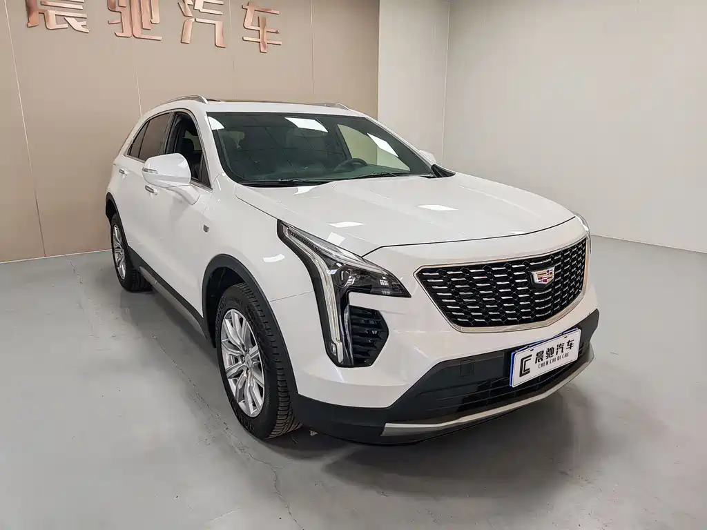 Cadillac XT4 2021 — фото 3