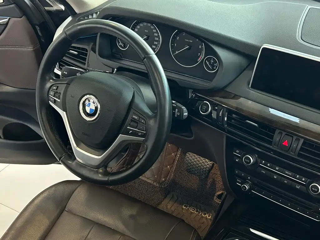 BMW X5 2017 — фото 13
