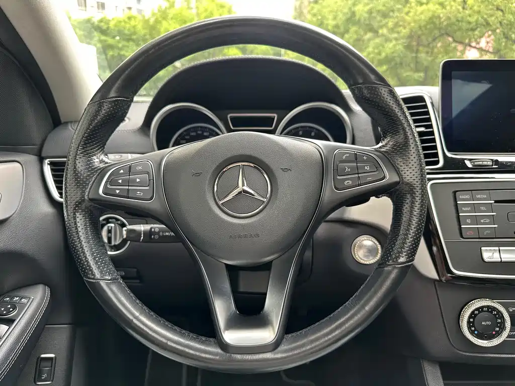 Mercedes-Benz GLE Coupe 2017 — фото 8