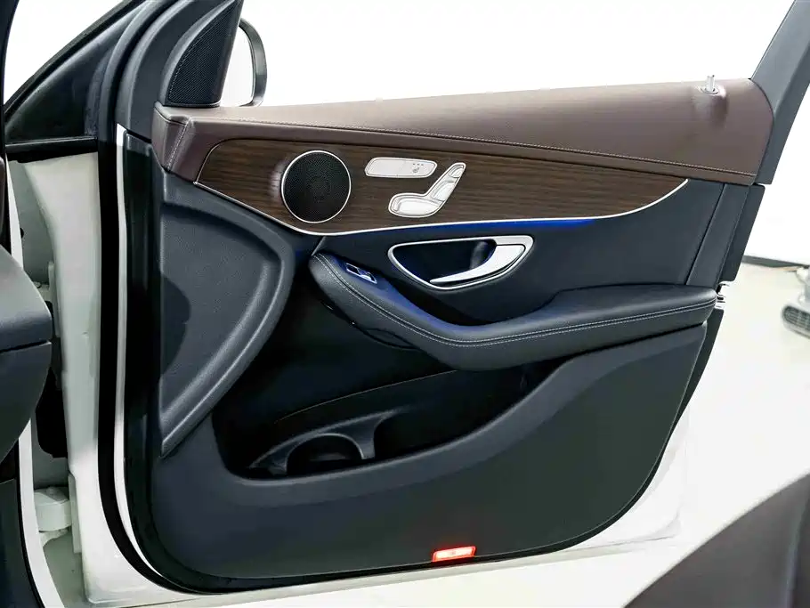 Mercedes-Benz GLC 2023 — фото 15