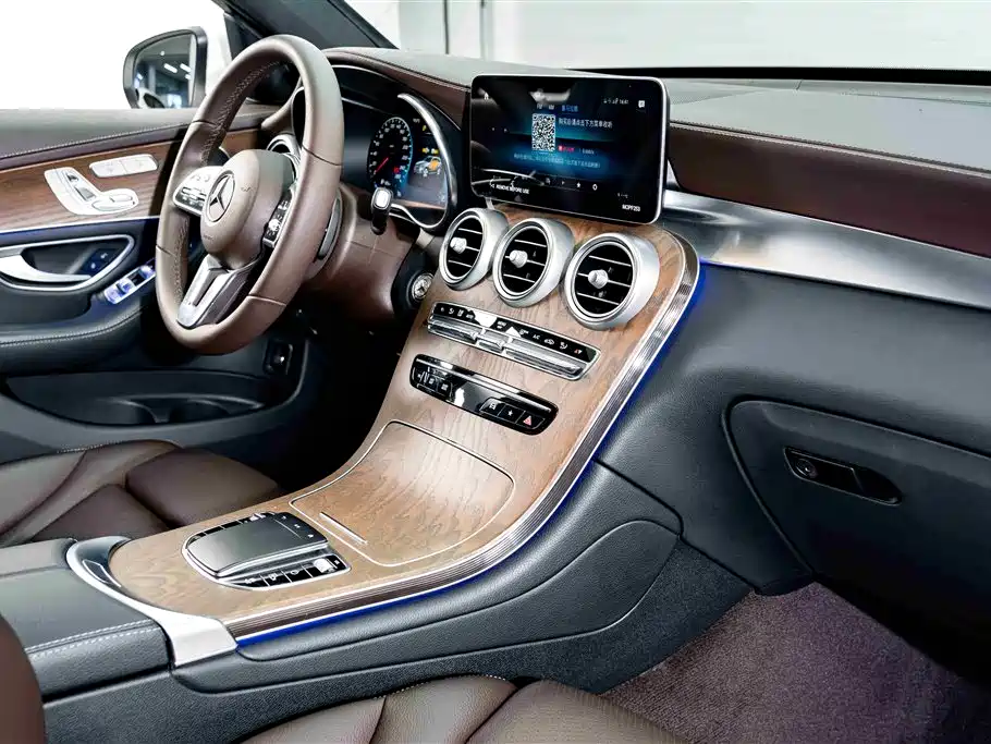 Mercedes-Benz GLC 2023 — фото 17