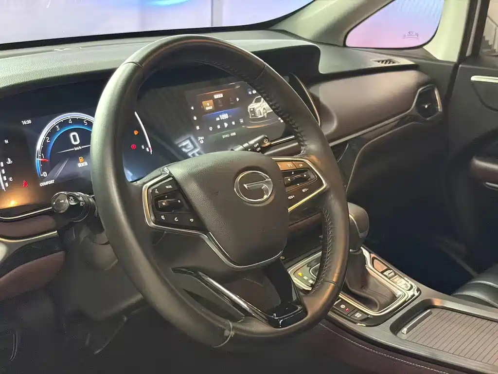 GAC Trumpchi M6 2022 — фото 3