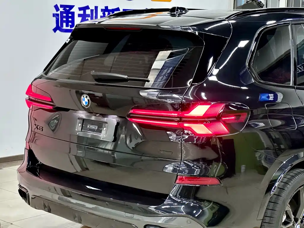 BMW X5 2025 — фото 10