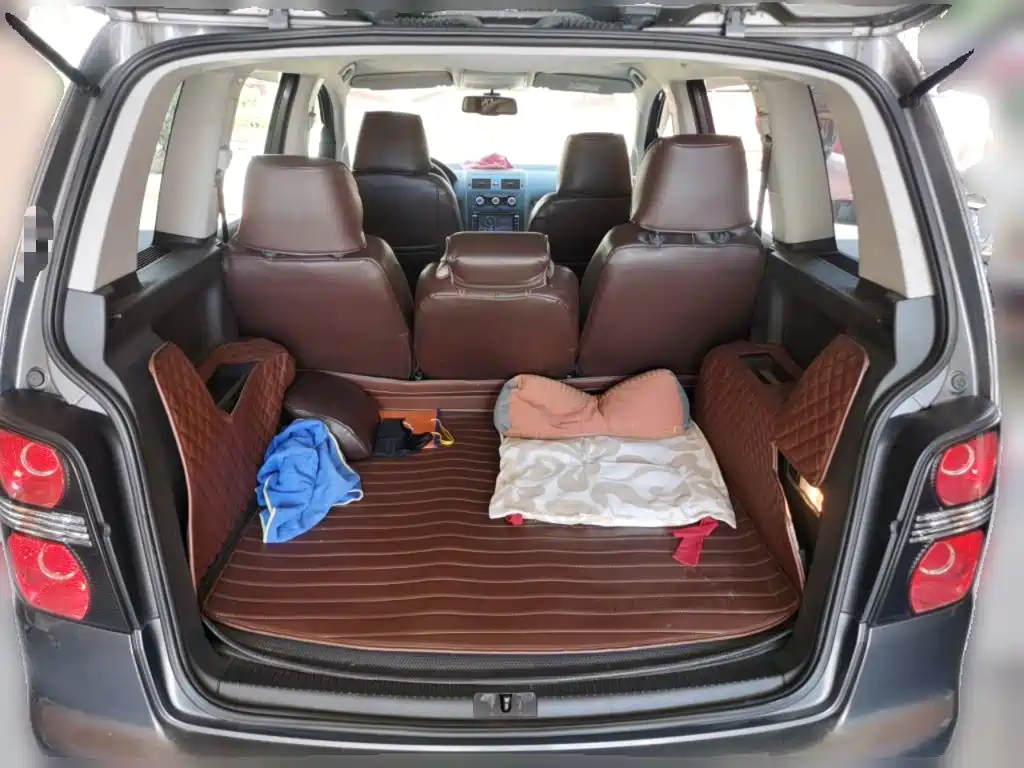 Volkswagen Touran 2015 — фото 10