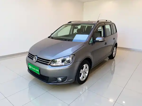 Volkswagen Touran 2015