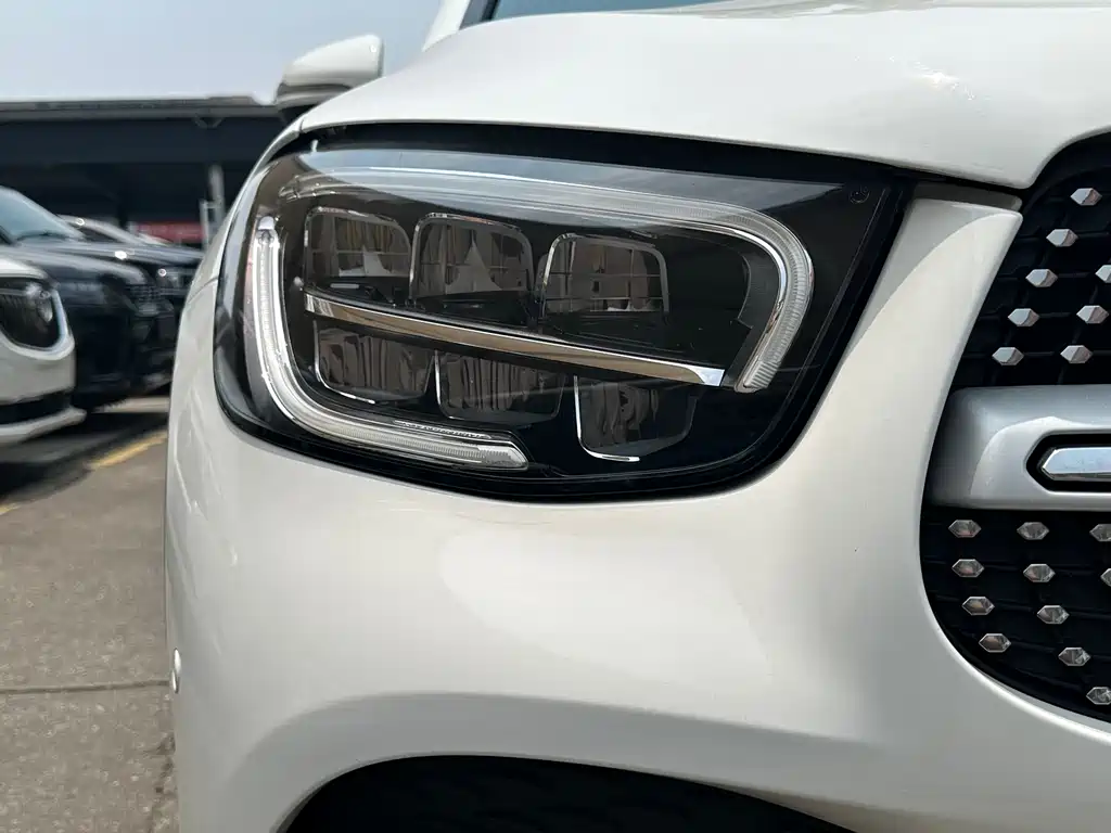 Mercedes-Benz GLC 2020 — фото 16