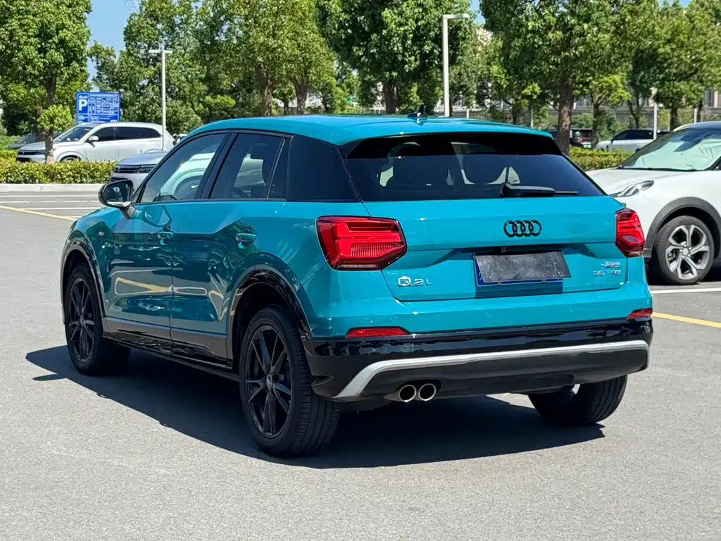 Audi Q2L 2019 — фото 33