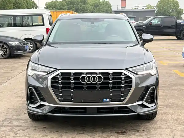 Audi Q3 2022