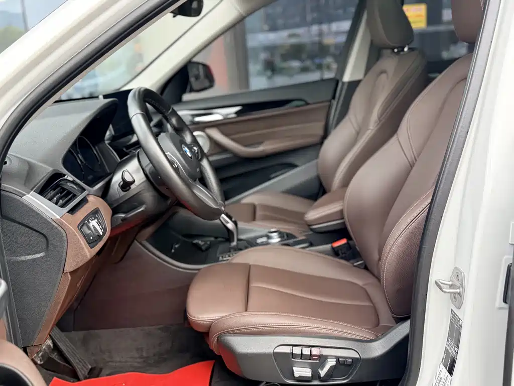 BMW X1 2022 — фото 14