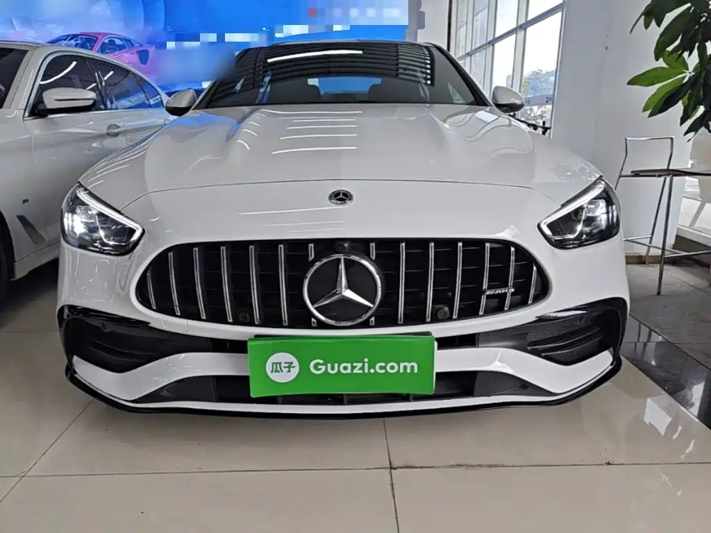 Mercedes-Benz C-Class 2024