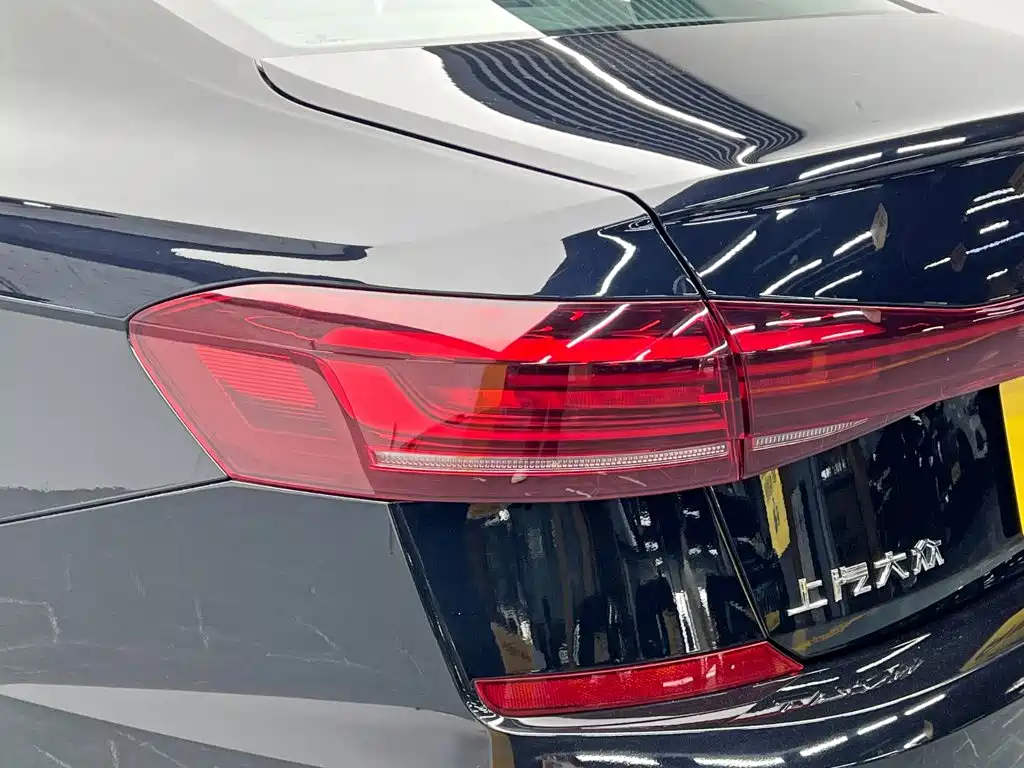 Volkswagen Passat 2023 — фото 10