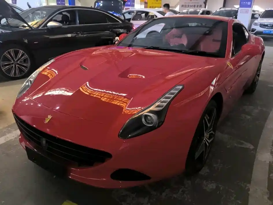 Ferrari California T 2017