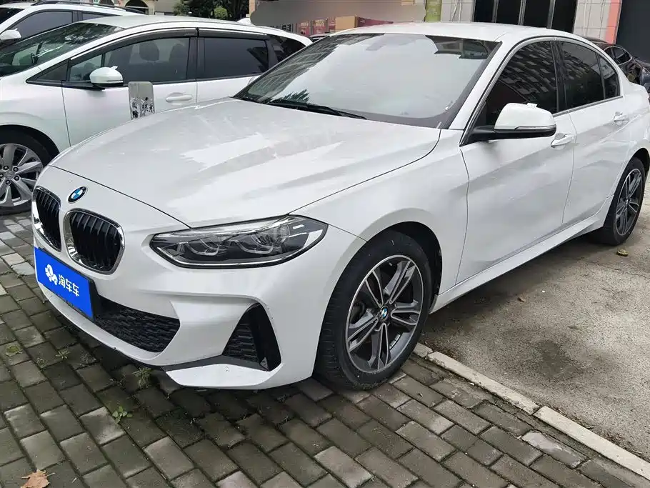 BMW 1 Series 2023