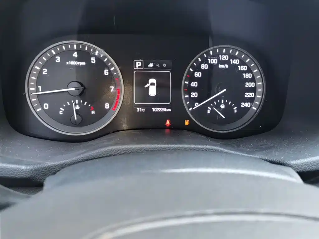 Hyundai Tucson 2017 — фото 19