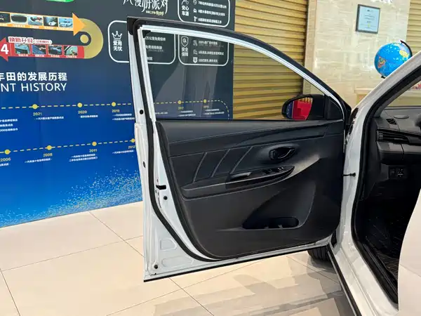 Toyota Yaris L 2019