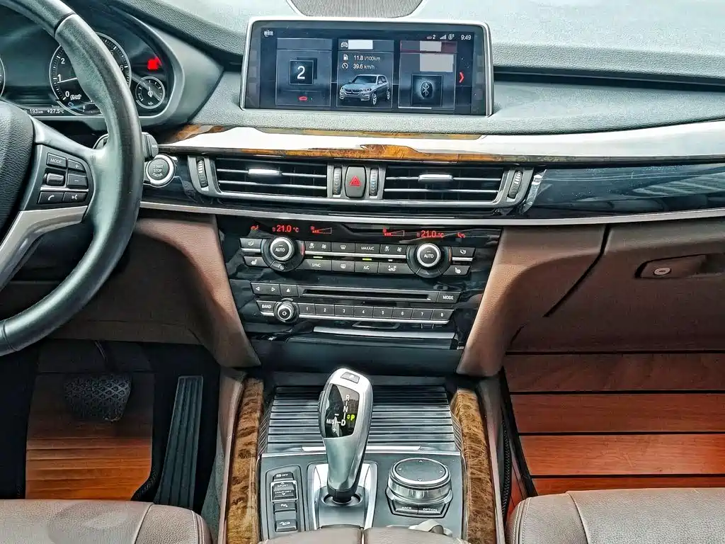 BMW X5 2018 — фото 14