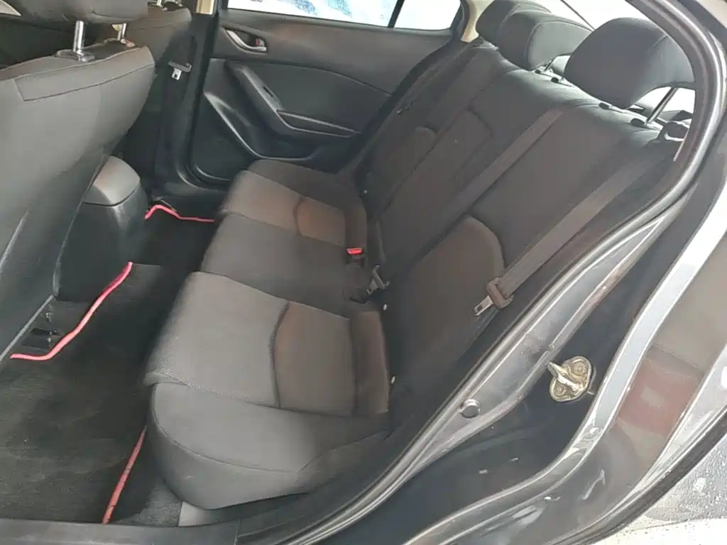 Mazda 3 Angkesela 2019 — фото 17