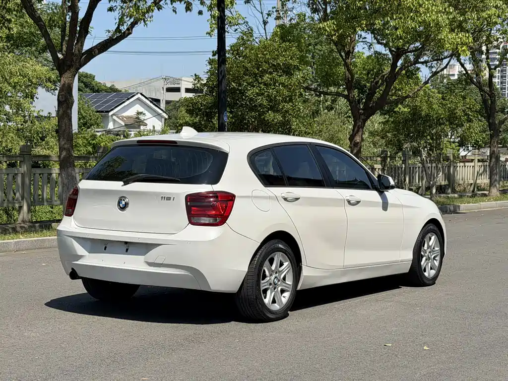 BMW 1 Series 2014 — фото 9