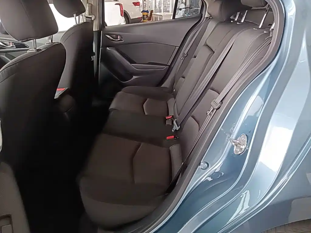 Mazda 3 Angkesela 2016 — фото 17