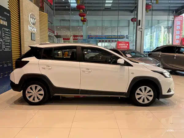 Toyota Yaris L 2019