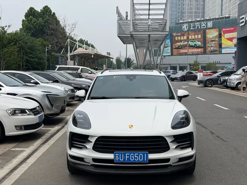 Porsche Macan 2019 — фото 2