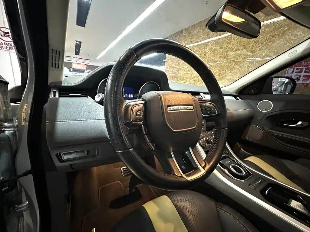 Land Rover Evoque 2012 — фото 20