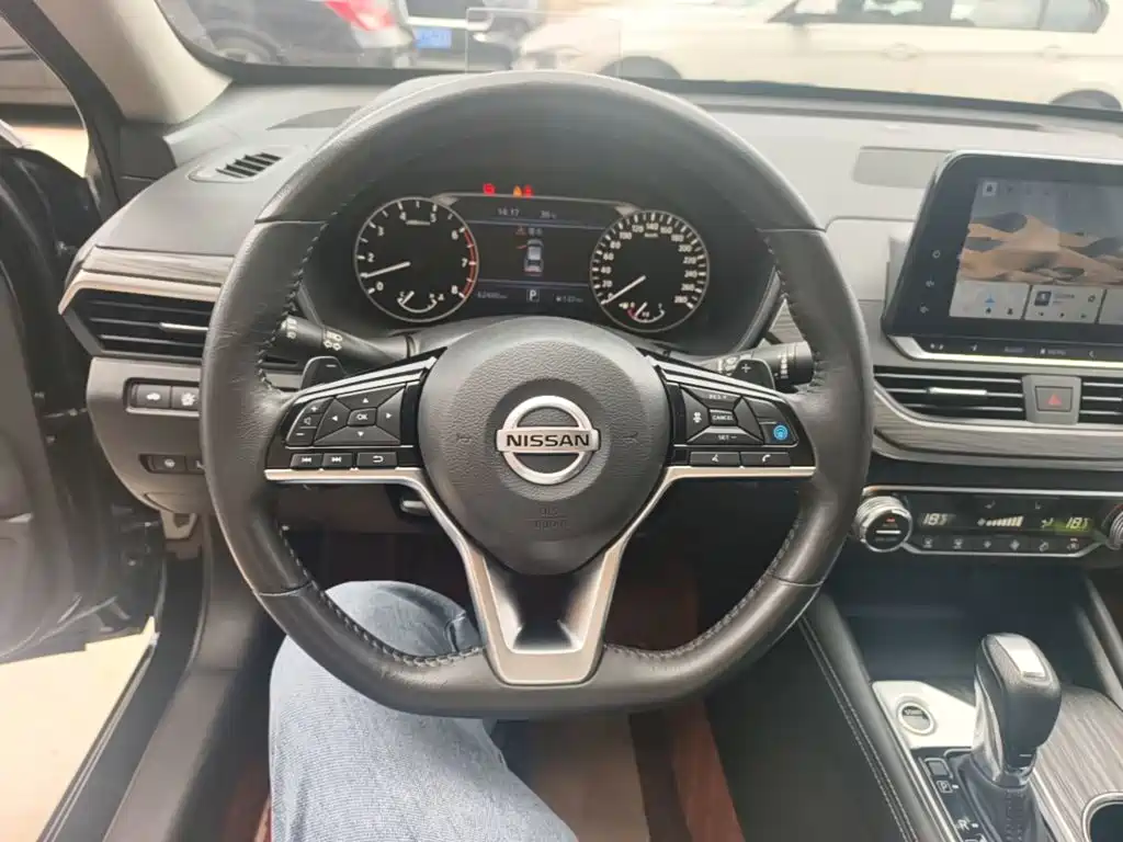 Nissan Teana 2023 — фото 11