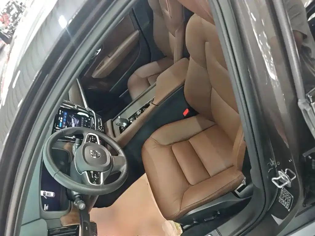 Volvo V90 2022 — фото 15