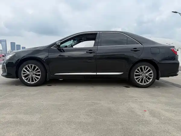 Toyota Camry 2016