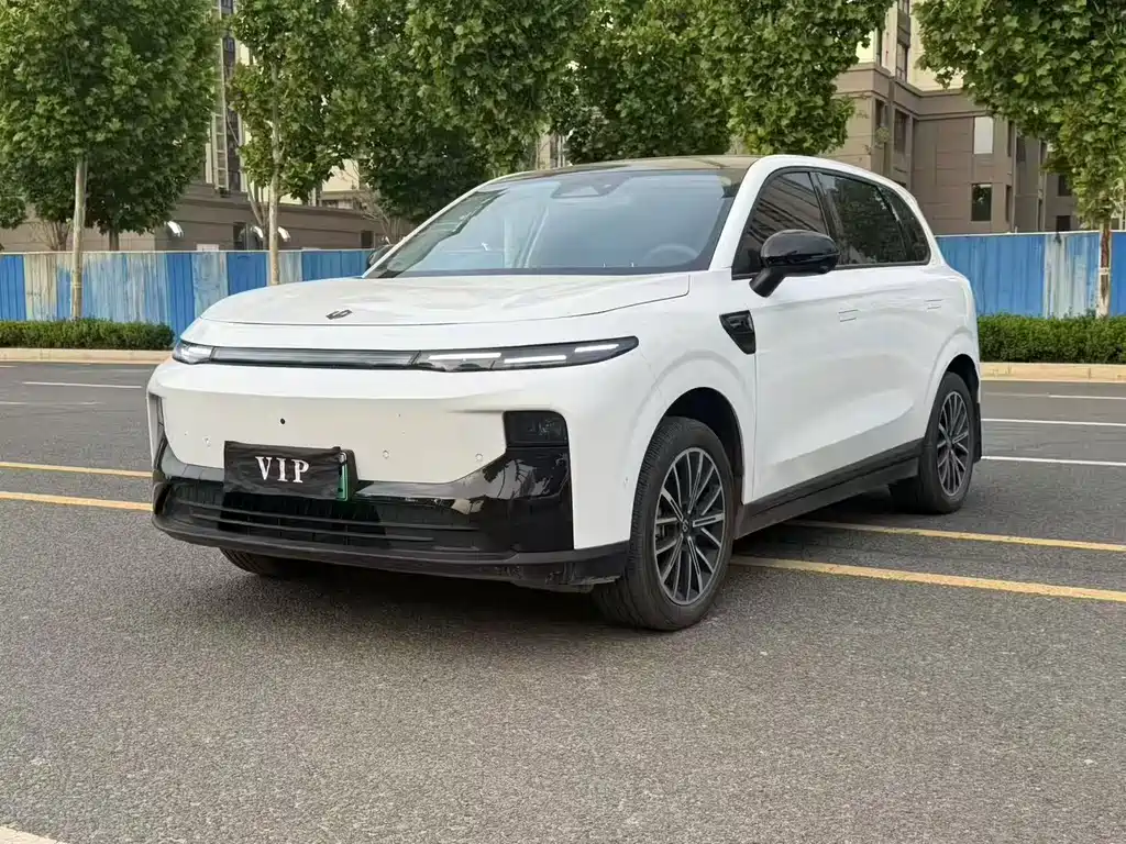 Leapmotor B10 2025