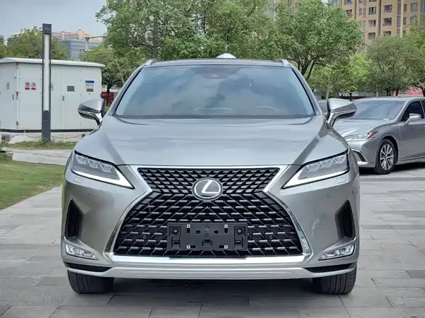 Lexus RX 2022