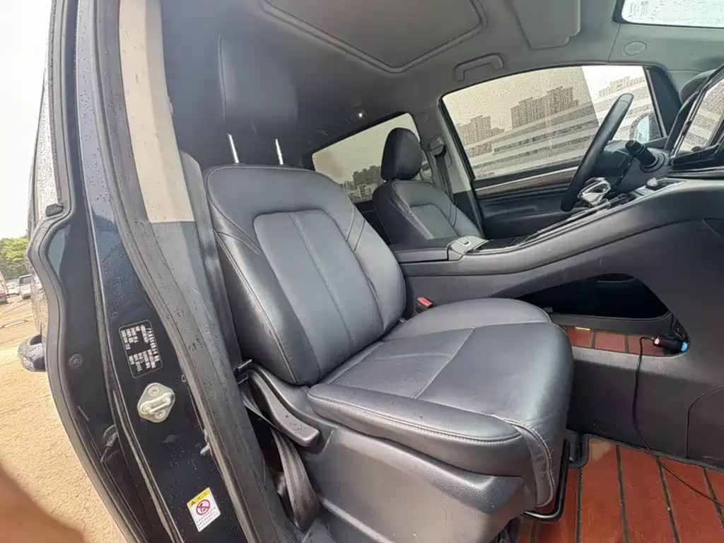 GAC Trumpchi M8 2022 — фото 3