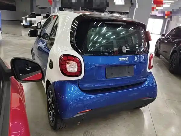 smart fortwo 2018