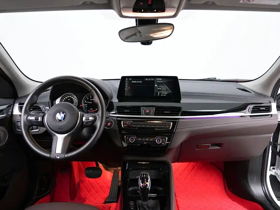 BMW X2 2023 — фото 8