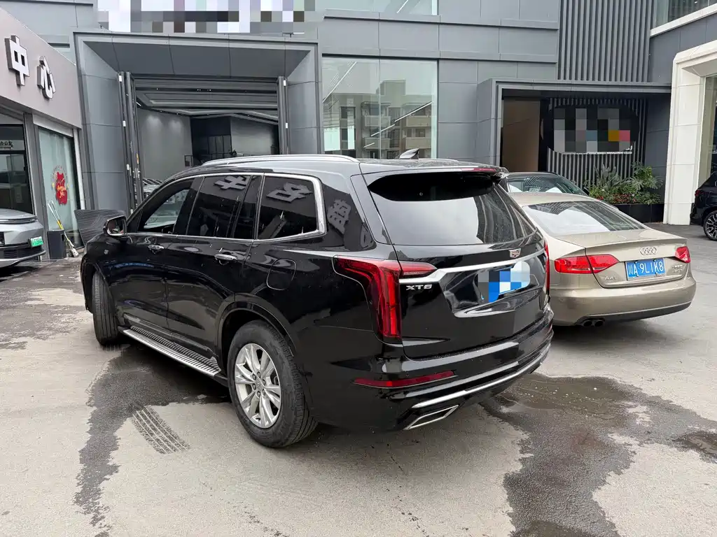 Cadillac XT6 2021 — фото 9