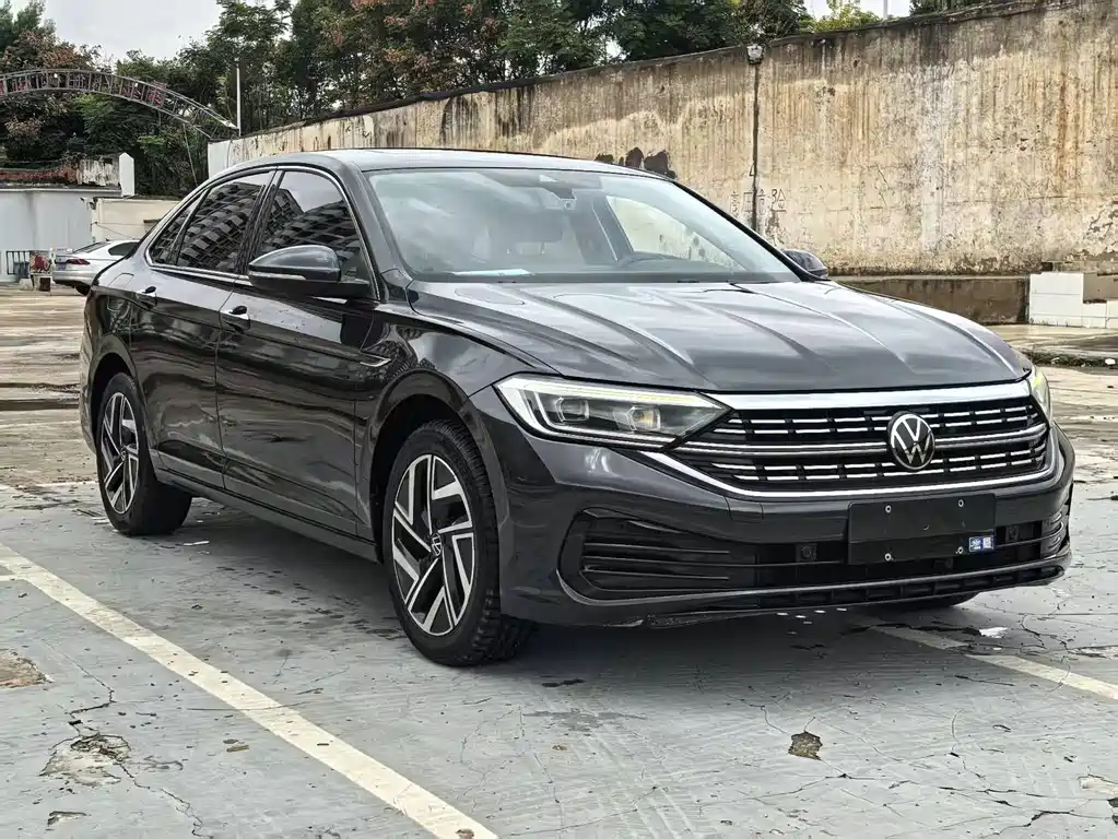 Volkswagen Sagitar 2023